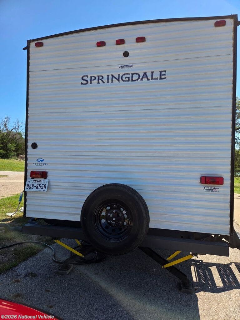 2022 Keystone Springdale 282BH - Used Travel Trailer For Sale by National Vehicle in Hewitt, Texas