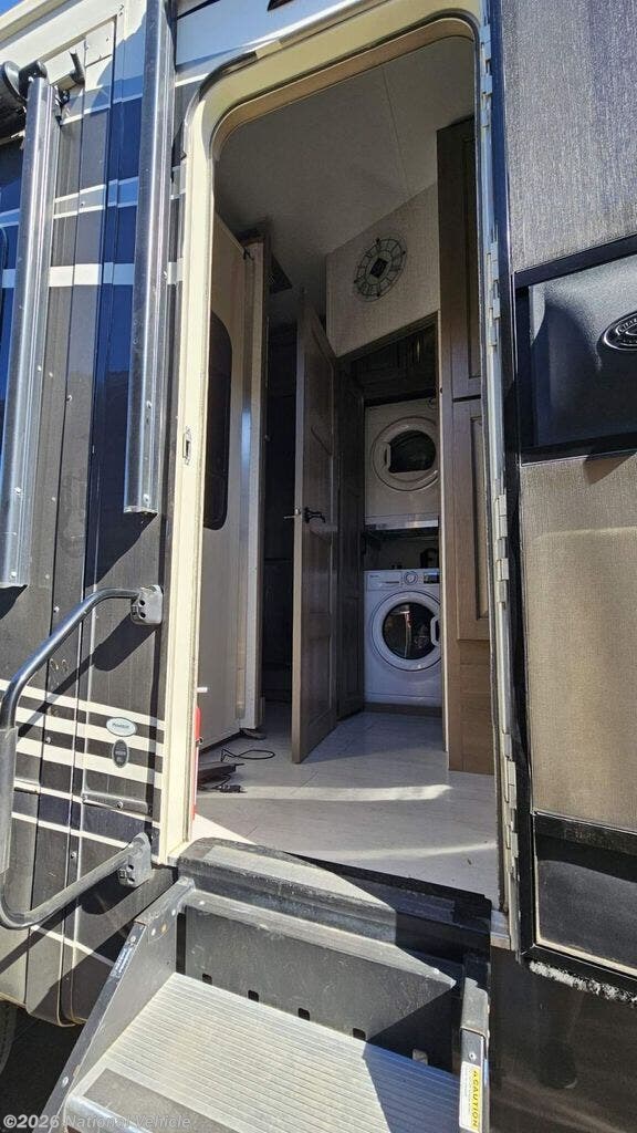 Used 2022 DRV Mobile Suites 44 Houston available in Kimball, South Dakota
