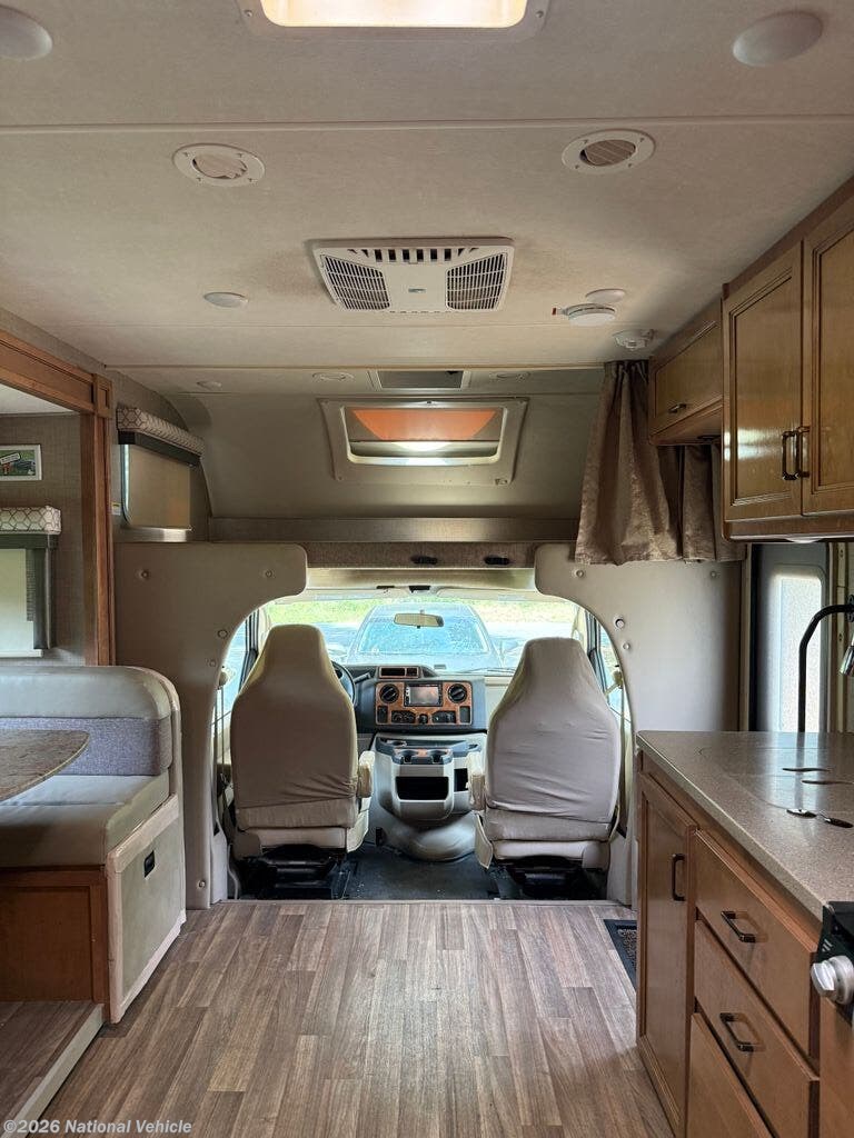 2019 Quantum RC25 by Thor Motor Coach from National Vehicle in Inverness, Florida