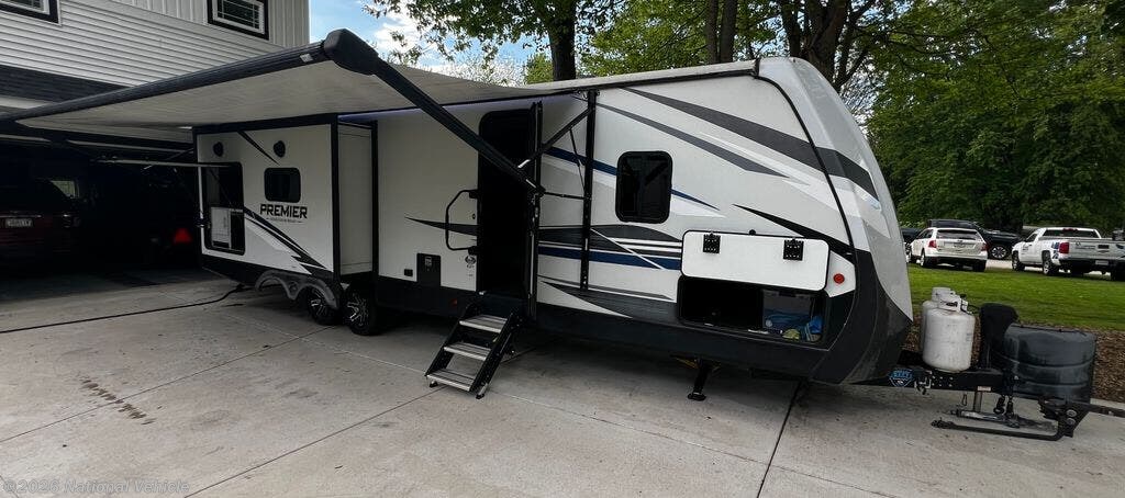 2021 Keystone Bullet Premier Ultra 30RIPR - Used Travel Trailer For Sale by National Vehicle in Union Mills, Indiana