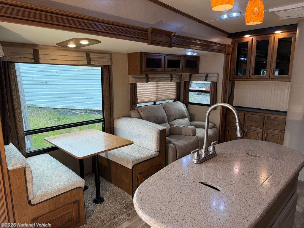 Used 2015 Grand Design Reflection 323BHS available in Woodbridge, Virginia