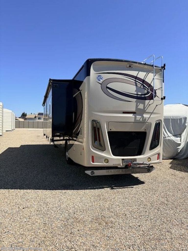 2017 Holiday Rambler Endeavor XE 38K - Used Class A For Sale by National Vehicle in Fresno, California
