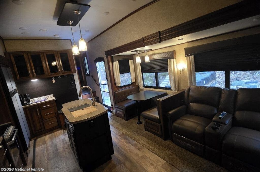 Used 2018 Jayco Eagle 325BHQS available in Bow, New Hampshire