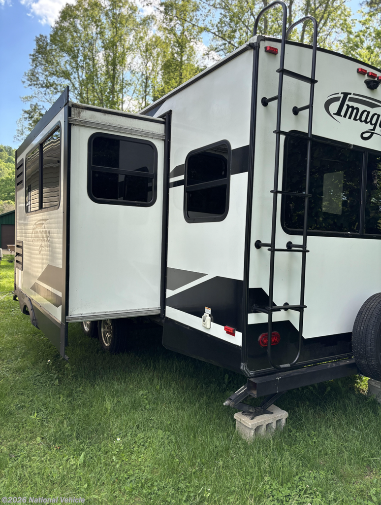 2019 Grand Design Imagine 2500RL - Used Travel Trailer For Sale by National Vehicle in Gallipolis, Ohio