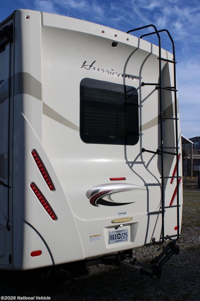 2018 Thor Motor Coach Hurricane 29M - Used Class A For Sale by National Vehicle in Biloxi, Mississippi