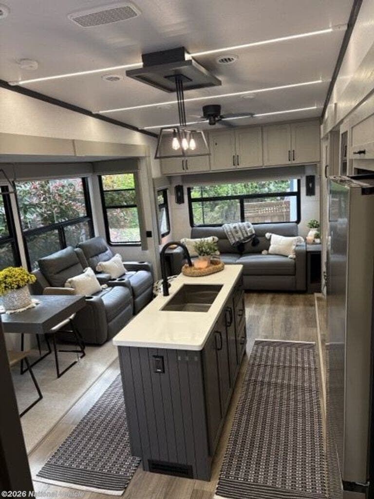Used 2025 Palomino Columbus 380RL available in Union, Washington