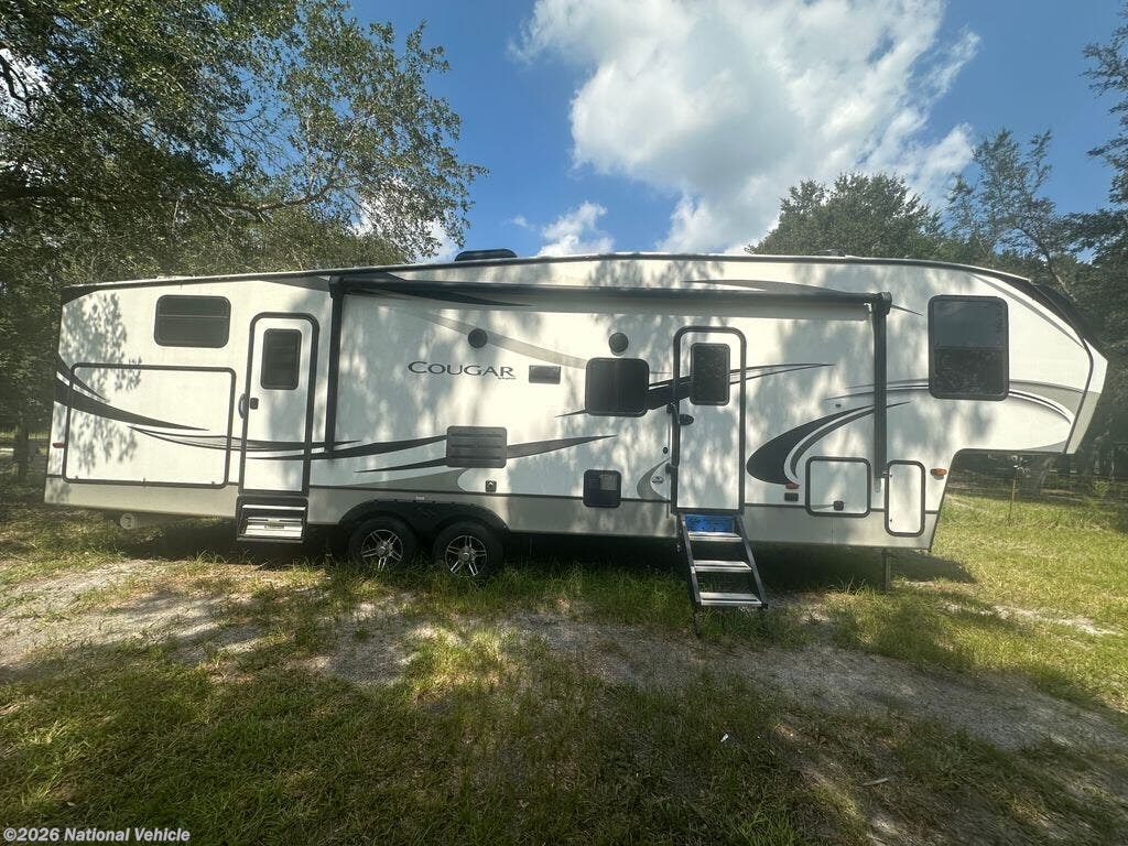2020 Keystone Cougar 32BHS - Used Fifth Wheel For Sale by National Vehicle in Green Cove Springs, Florida