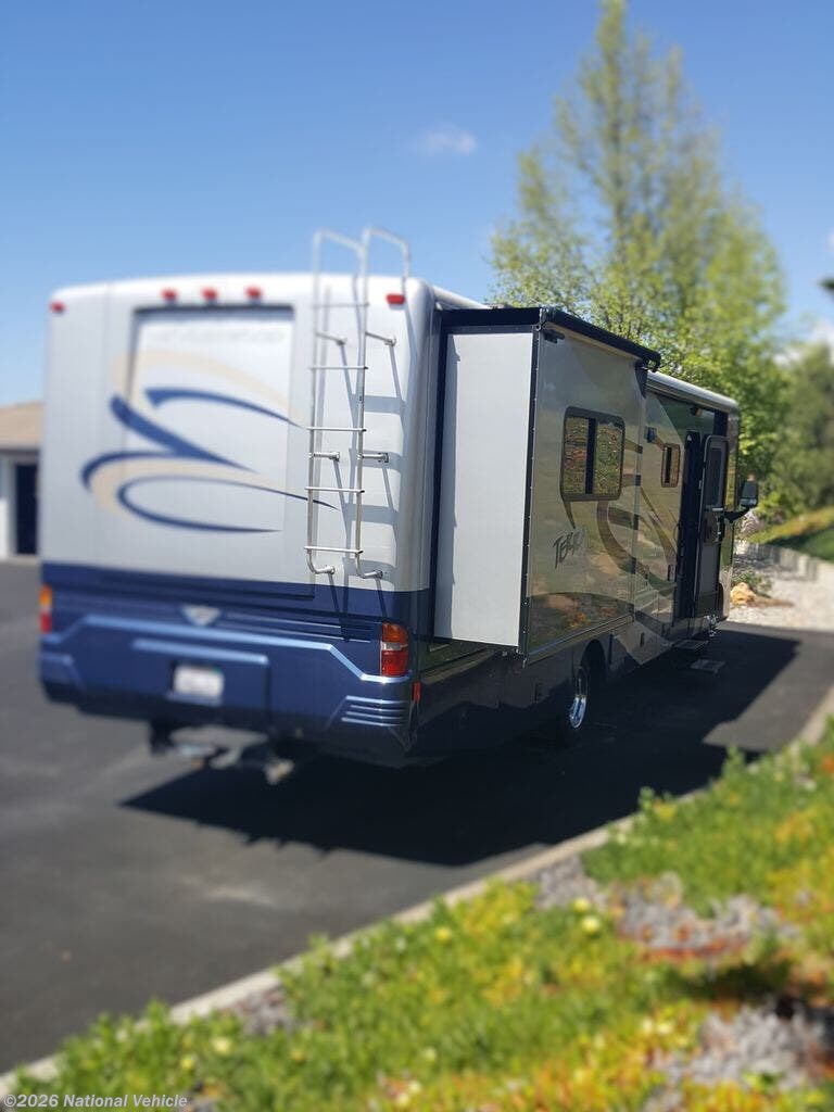 2007 Fleetwood Terra LX 32K - Used Class A For Sale by National Vehicle in San Diego, California