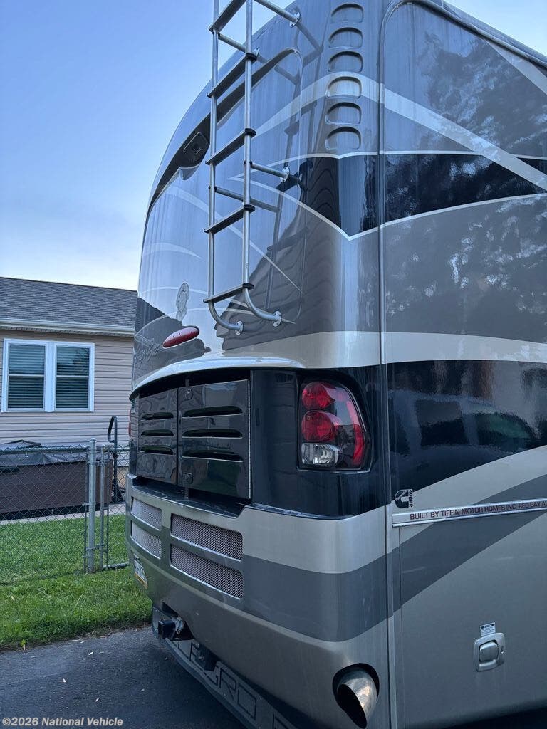 2006 Tiffin Allegro Bus 40TSP - Used Class A For Sale by National Vehicle in Penndel, Pennsylvania