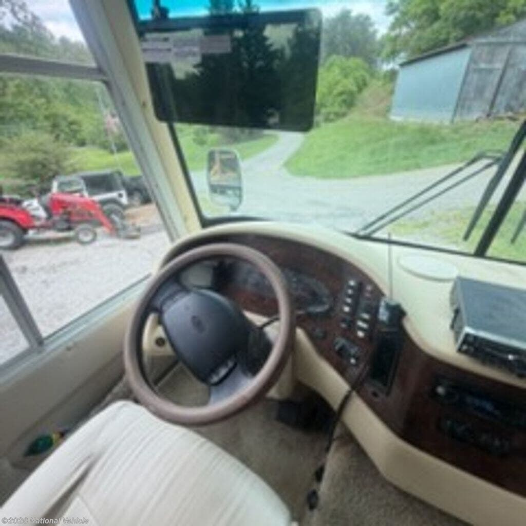 2000 Intruder 359 by Damon from National Vehicle in Shawsville, Virginia
