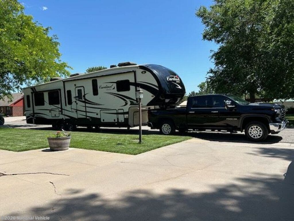 2020 Forest River Cardinal Luxury 3456RLX - Used Fifth Wheel For Sale by National Vehicle in Shell Knob, Missouri