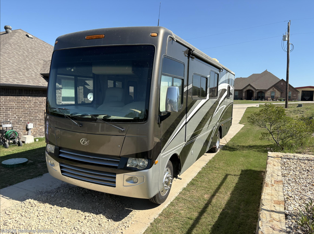 2010 Four Winds Windsport Prestige 32V - Used Class A For Sale by National Vehicle in Azle, Texas