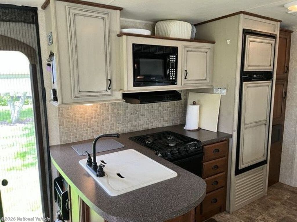 2012 Mesa Ridge 281F by Open Range from National Vehicle in Danville, Pennsylvania