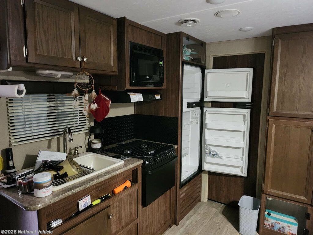 Used 2016 Dutchmen Coleman Lantern 300TQ available in Gosport, Indiana