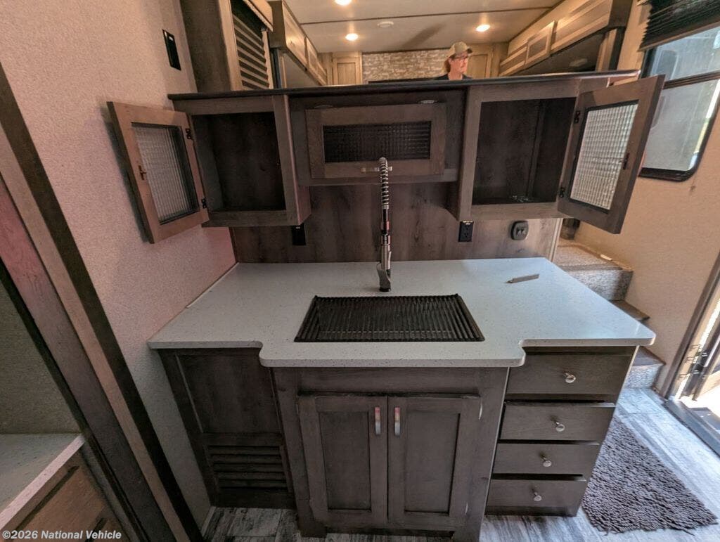 Used 2019 Keystone Sprinter Limited 3341FWFLS available in Connersville, Indiana