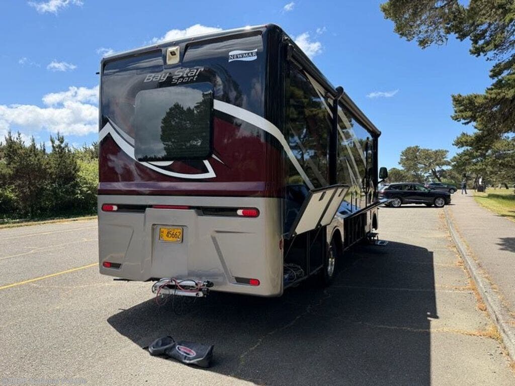 2022 Newmar Bay Star Sport 2702 - Used Class A For Sale by National Vehicle in Bandon, Oregon