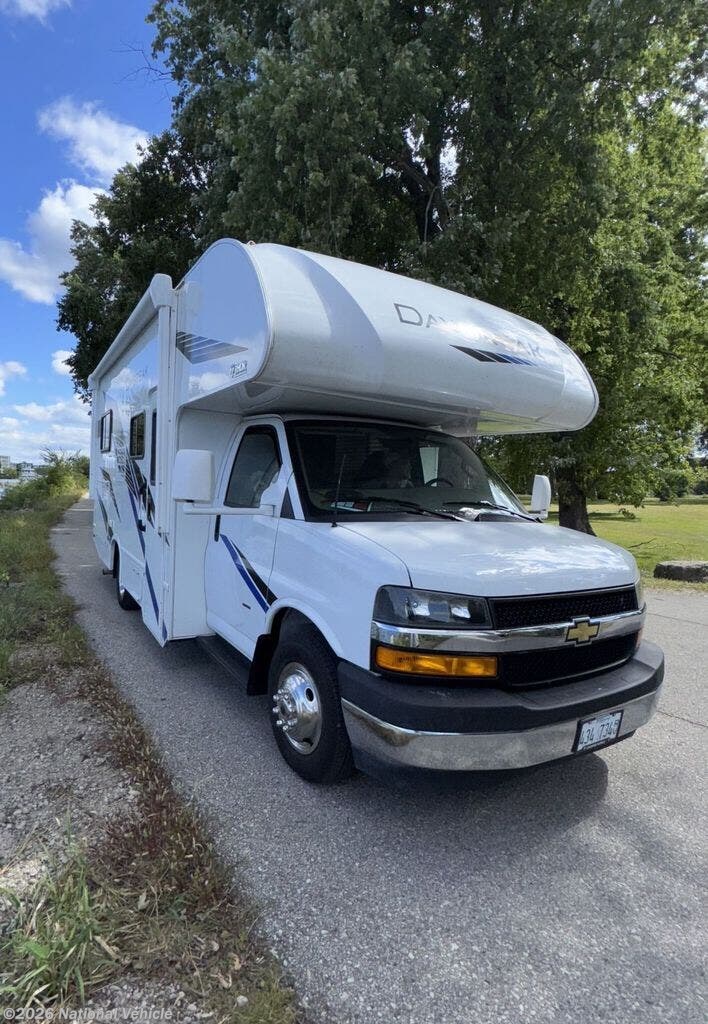 2021 Thor Motor Coach Daybreak 22GO - Used Class C For Sale by National Vehicle in Chillicothe, Illinois