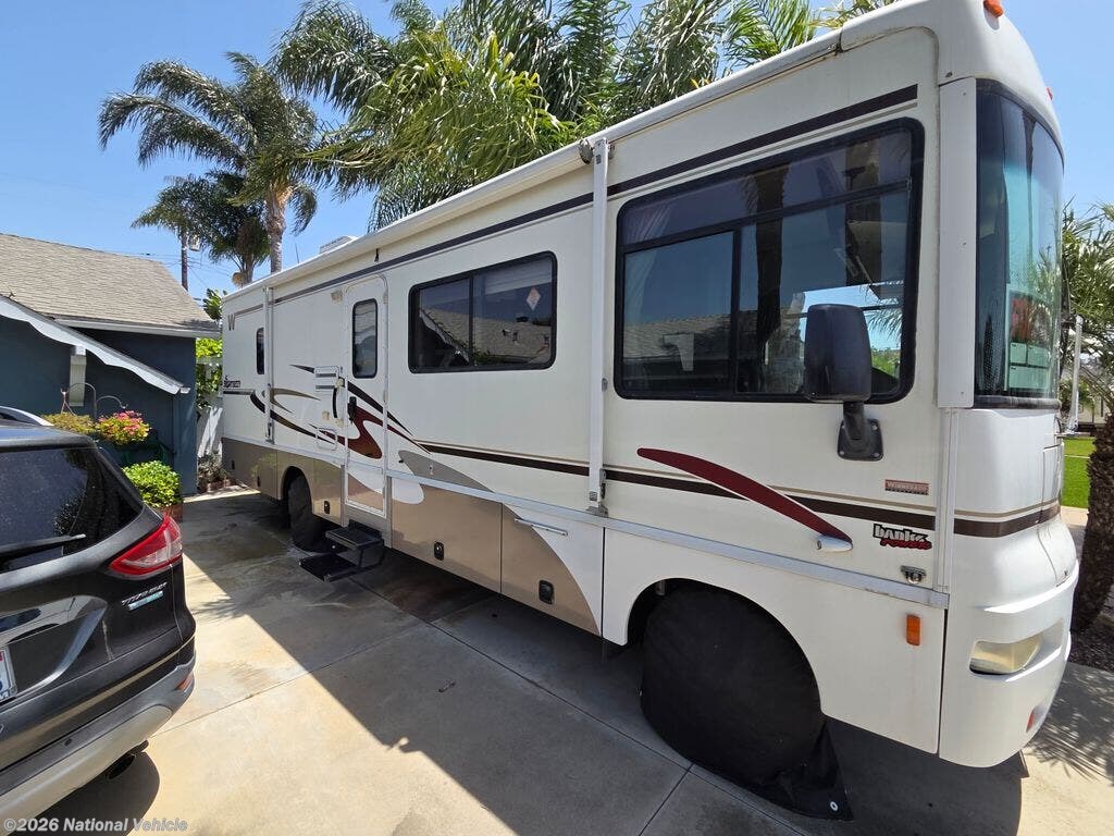 2006 Winnebago Sightseer 29R - Used Class A For Sale by National Vehicle in Costa Mesa, California