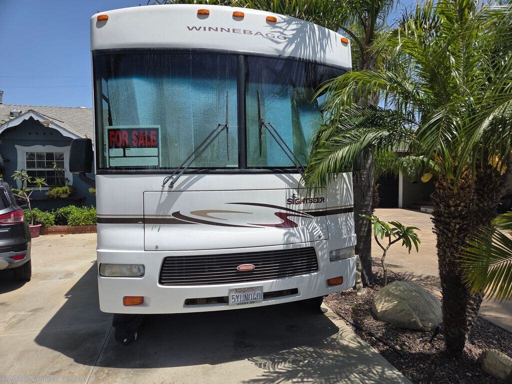 2006 Sightseer 29R by Winnebago from National Vehicle in Costa Mesa, California