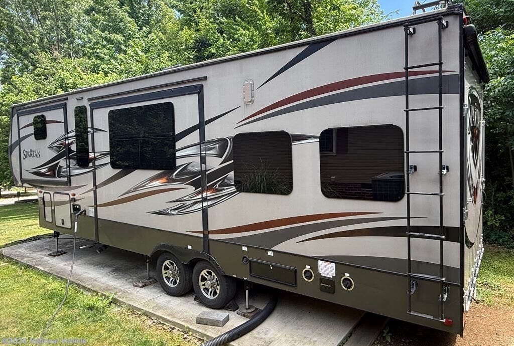 2015 Forest River Spartan 1032 - Used Toy Hauler For Sale by National Vehicle in Red Bank, Tennessee