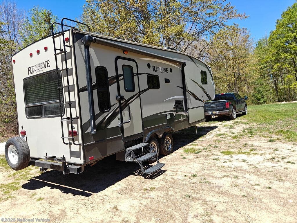 2017 CrossRoads Longhorn Rezerve 24RL - Used Fifth Wheel For Sale by National Vehicle in Mancelona, Michigan