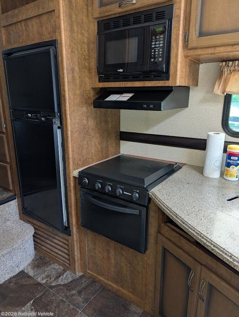 Used 2017 CrossRoads Longhorn Rezerve 24RL available in Mancelona, Michigan
