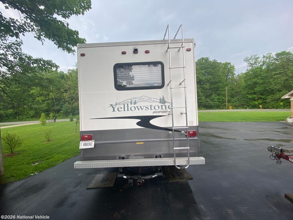 2007 Gulf Stream Conquest Yellowstone Super C 6341 - Used Class C For Sale by National Vehicle in Lawrence, Indiana