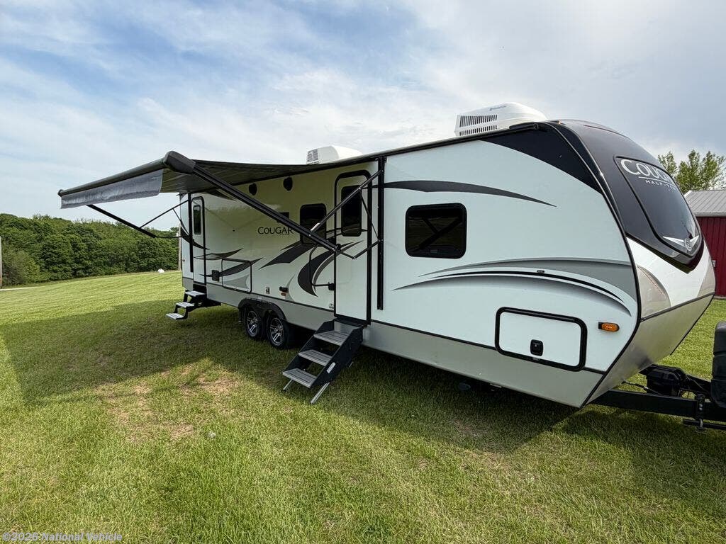 Used 2022 Keystone Cougar 29BHS available in Kansas City, Kansas