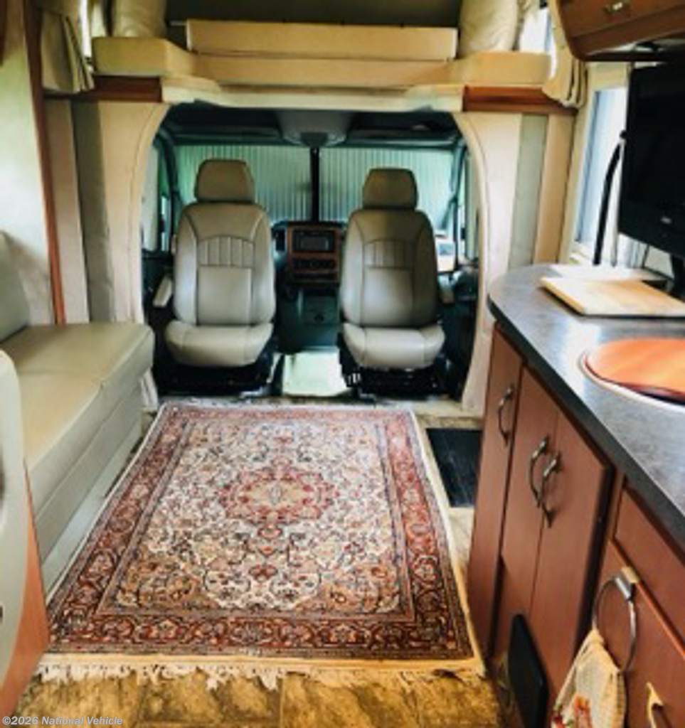 2012 View 24M by Winnebago from National Vehicle in Lubec, Maine