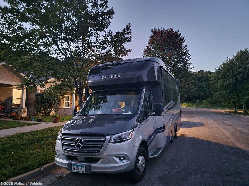 2020 Tiffin Wayfarer 24FW - Used Class C For Sale by National Vehicle in St Paul, Minnesota