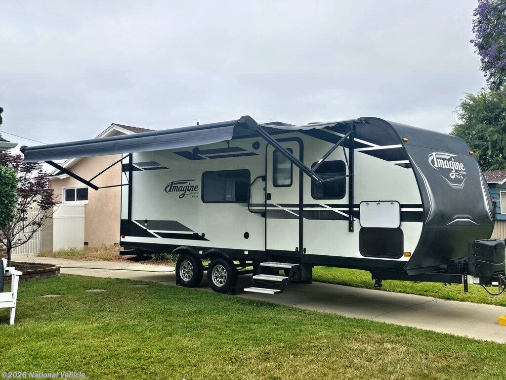 2021 Grand Design Imagine XLS 22MLE - Used Travel Trailer For Sale by National Vehicle in Brea, California
