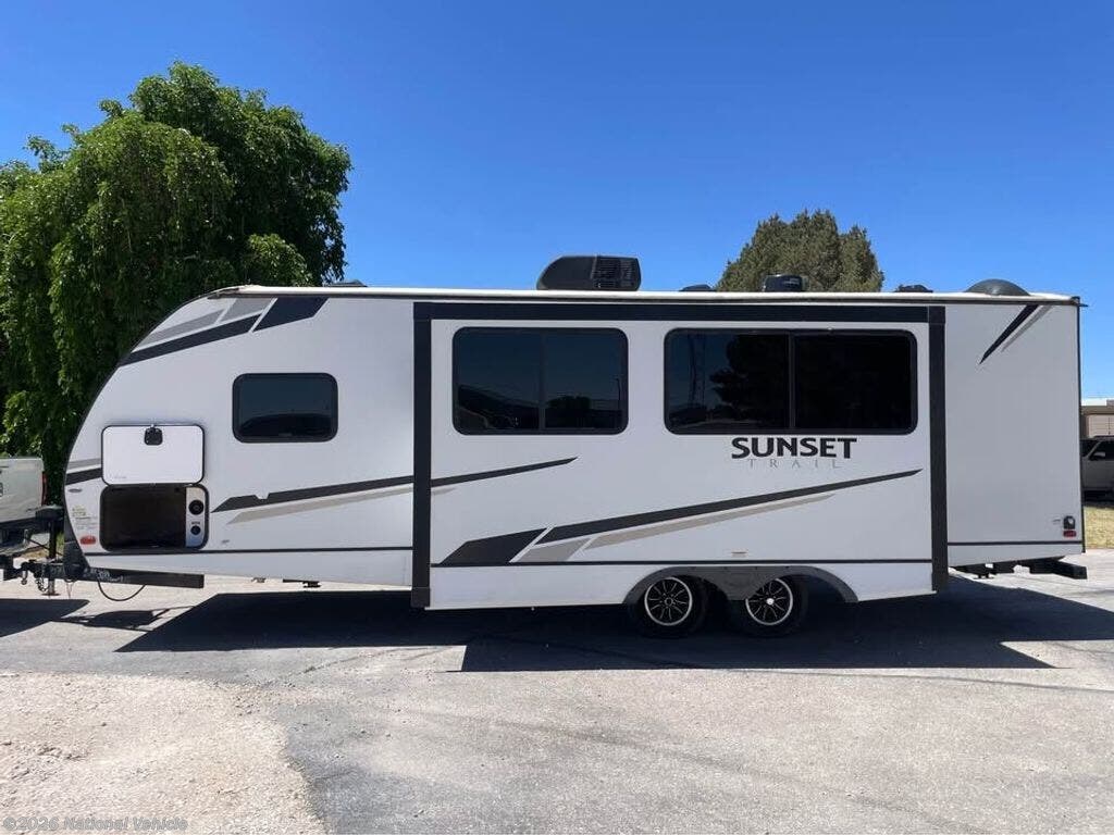2022 CrossRoads Sunset Trail Super Lite 253RB - Used Travel Trailer For Sale by National Vehicle in Artesia, New Mexico