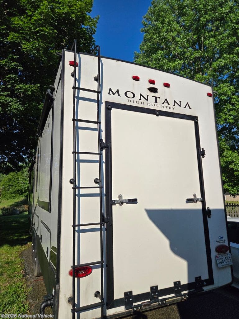 2020 Montana High Country 381TH by Keystone from National Vehicle in Owings, Maryland
