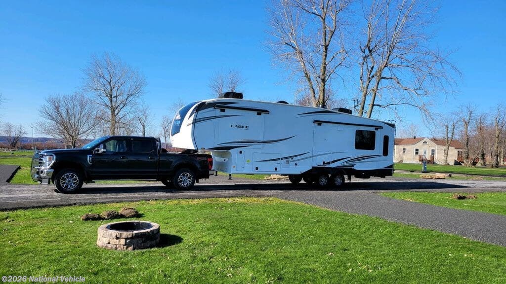 2022 Grand Design Solitude 380FL-R - Used Fifth Wheel For Sale by National Vehicle in Skaneateles, New York