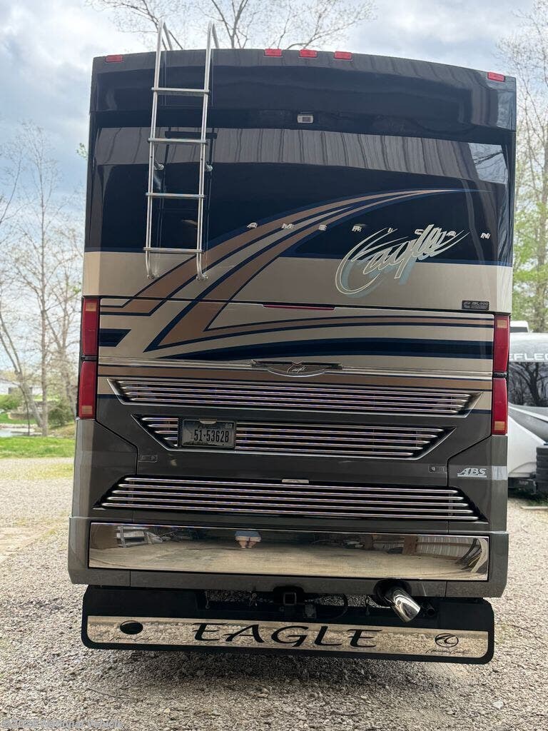 2004 American Eagle 40J by American Coach from National Vehicle in Columbus, Indiana