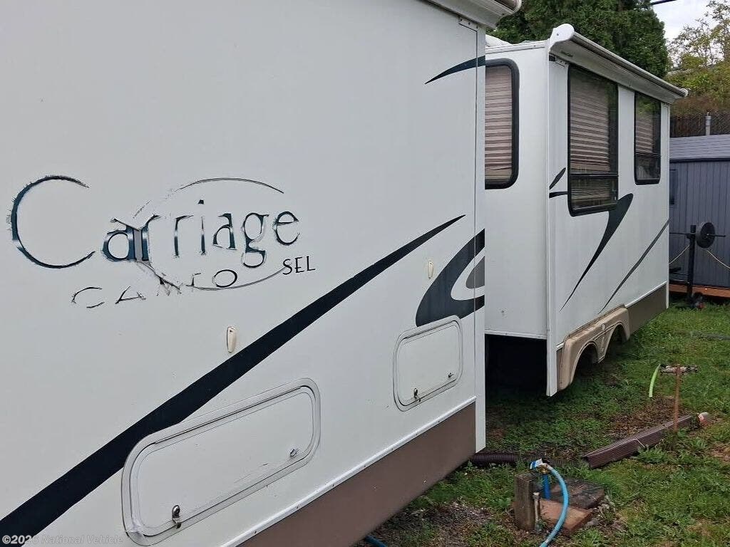 Used 2003 Carriage Cameo SEL 32FBS available in Beaverton, Oregon