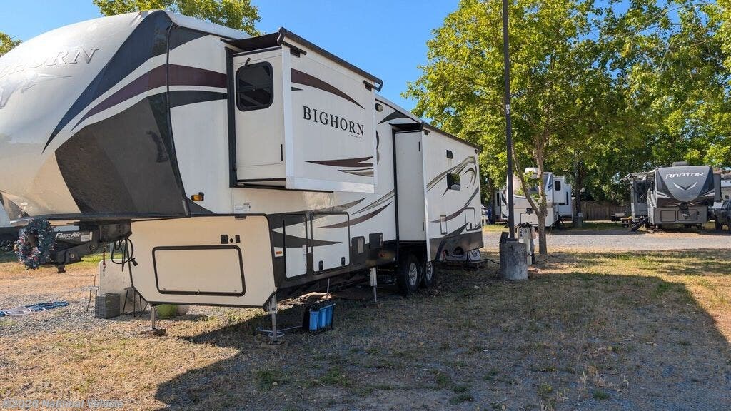 2018 Bighorn 3270RS by Heartland from National Vehicle in Santa Rosa, California