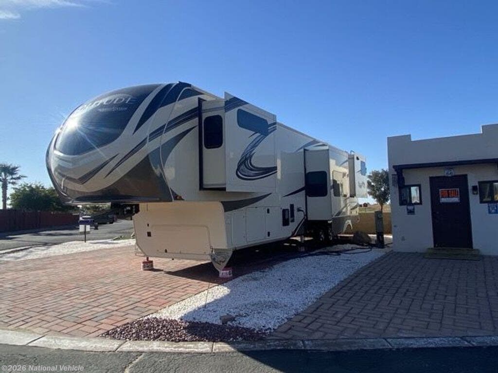 2020 Grand Design Solitude 390RK - Used Fifth Wheel For Sale by National Vehicle in Charleston, Illinois