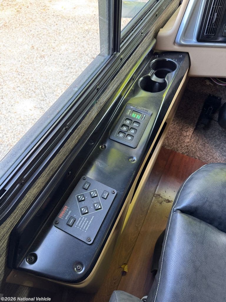 Used 2016 Newmar Ventana 4002 available in Rollinsford, New Hampshire