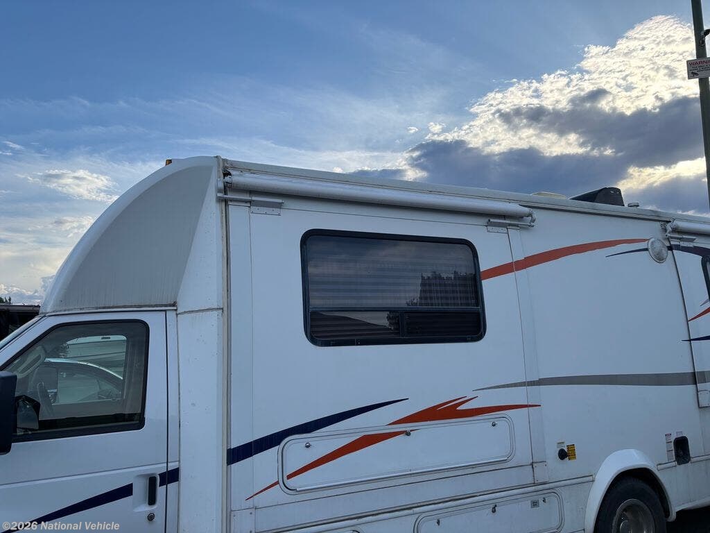 Used 2014 Forest River Lexington Grand Touring 265DS-CD available in Westbank, British Columbia