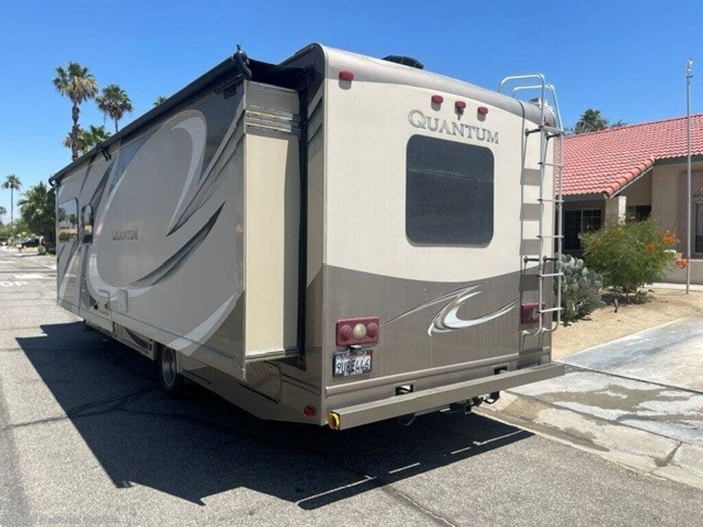 2017 Quantum 31WS by Thor Motor Coach from National Vehicle in Cathedral City, California