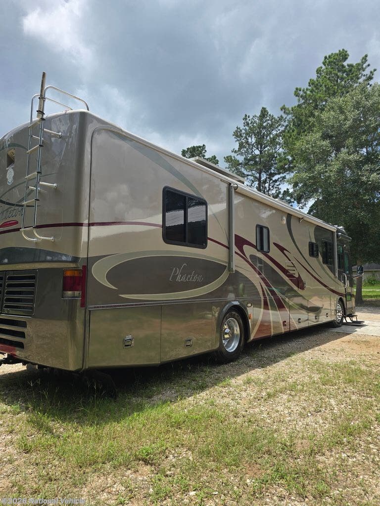 2006 Phaeton 40RH by Tiffin from National Vehicle in Magnolia, Texas