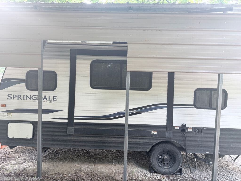 2022 Keystone Springdale 1760BH - Used Travel Trailer For Sale by National Vehicle in Azle, Texas