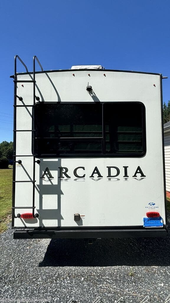 2022 Keystone Arcadia 3660RL - Used Fifth Wheel For Sale by National Vehicle in Inman, South Carolina