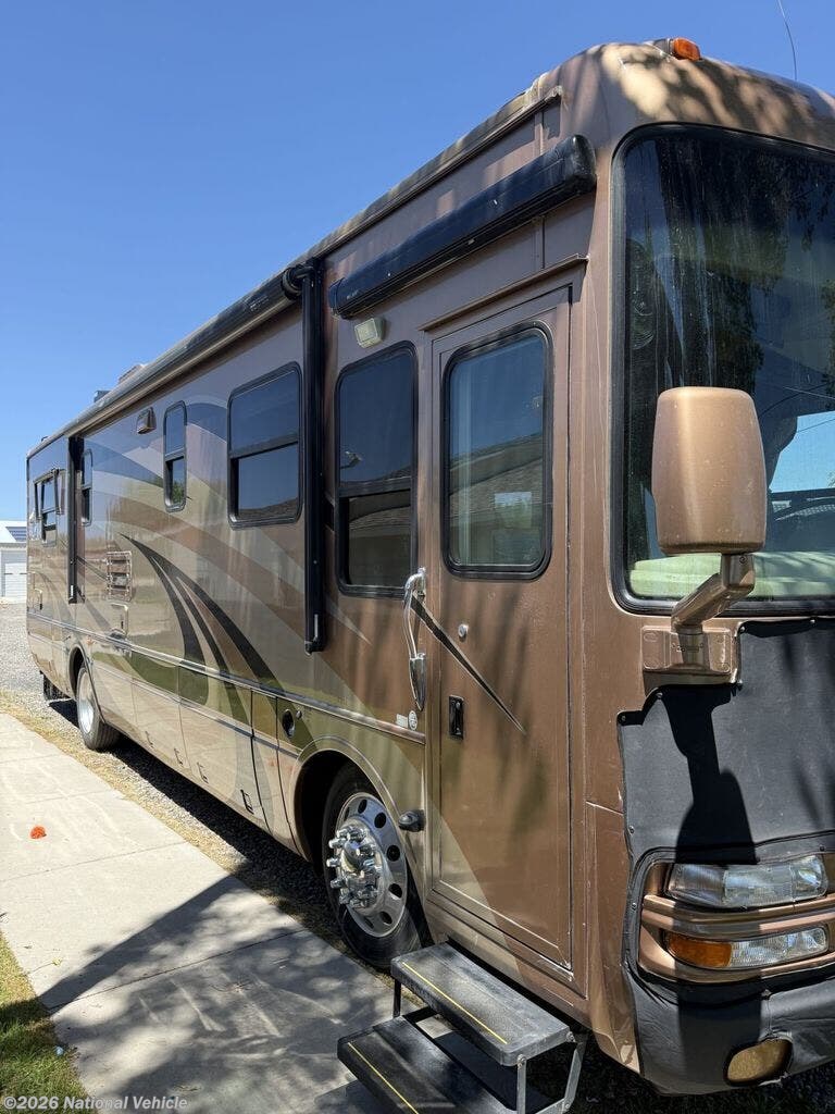 2005 National RV Tropical 351 - Used Class A For Sale by National Vehicle in Riverton, Wyoming