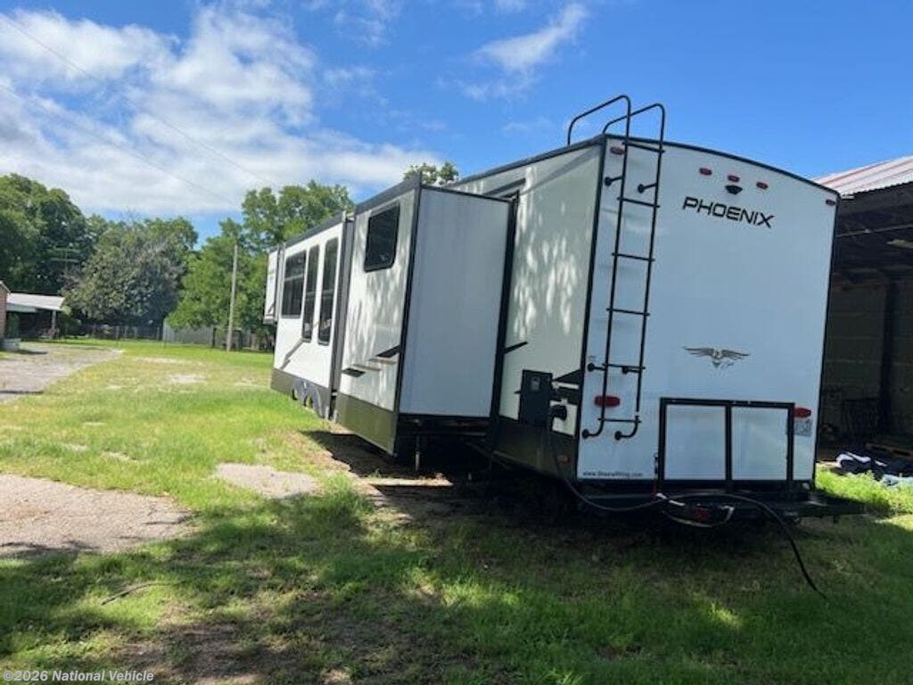 2022 Phoenix 367BH by Shasta from National Vehicle in Rising Star, Texas