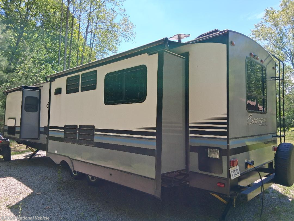2018 Forest River Surveyor 32KRETS - Used Travel Trailer For Sale by National Vehicle in Falmouth, Michigan