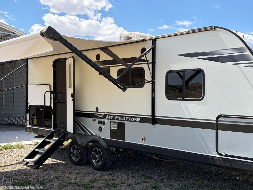 2020 Jayco Jay Feather 22RB - Used Travel Trailer For Sale by National Vehicle in Roswell, New Mexico