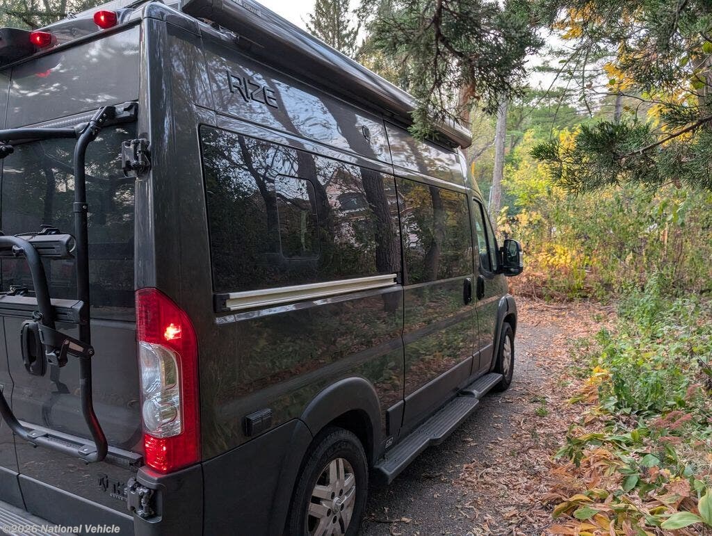 2022 Rize 18A Pop Top by Thor Motor Coach from National Vehicle in Minnetonka, Minnesota