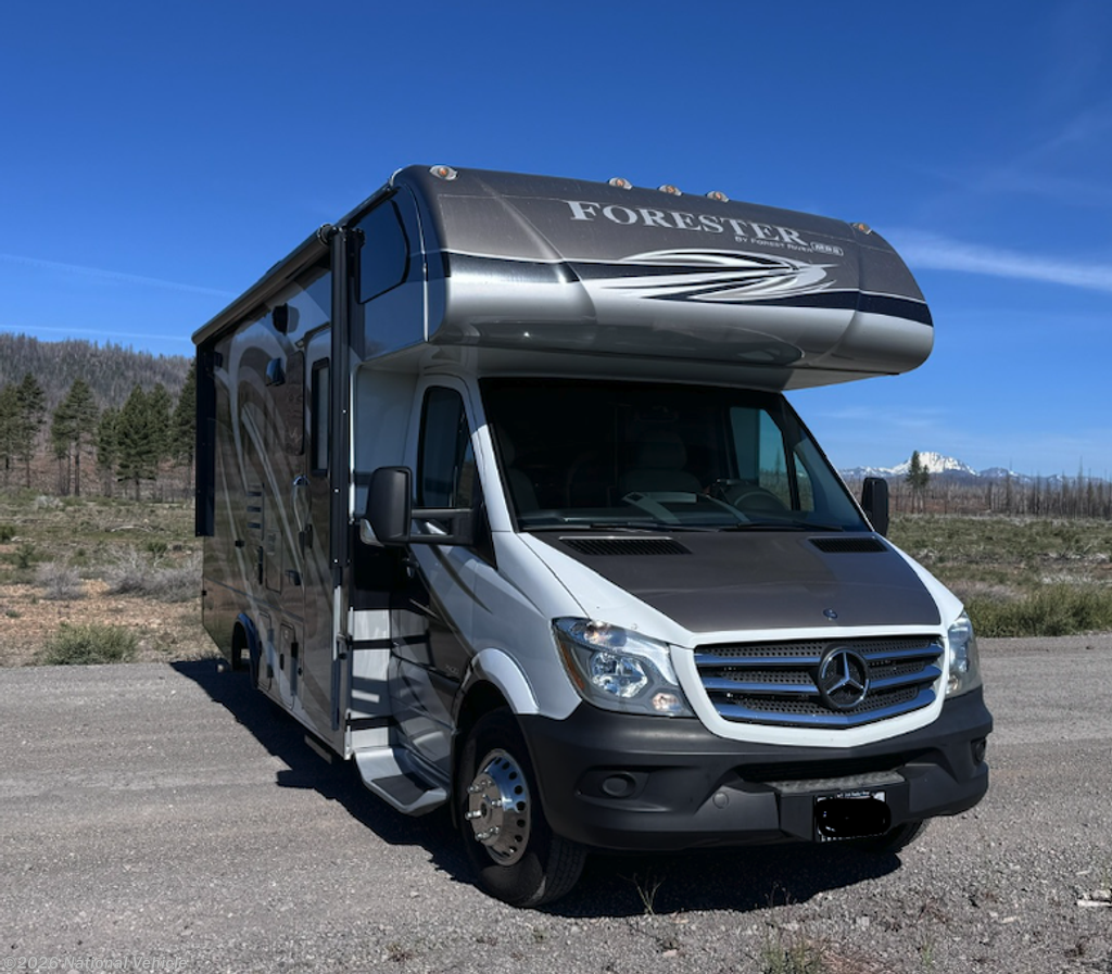 2016 Forest River Forester MBS 2401WS - Used Class C For Sale by National Vehicle in Canyondam, California
